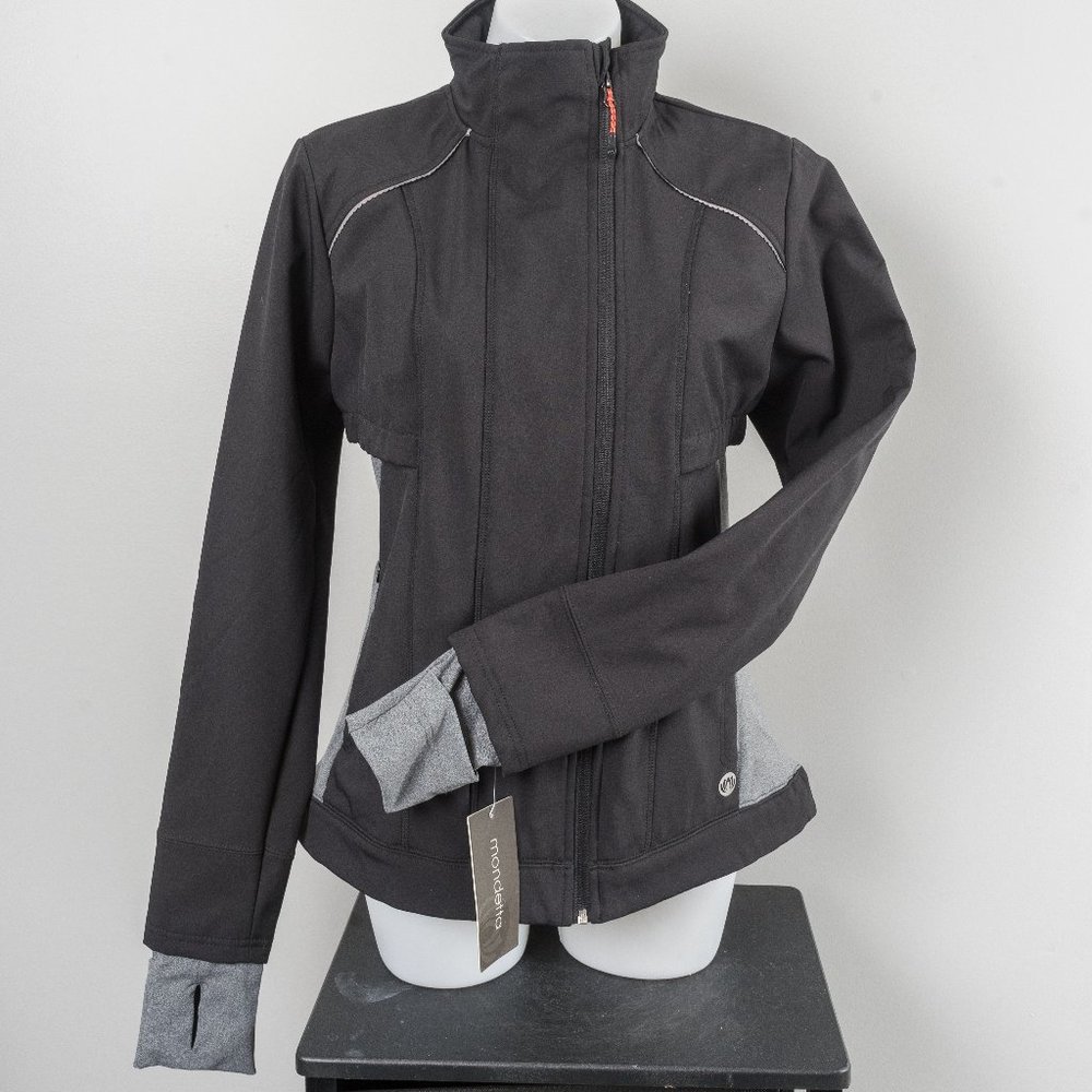 NWT Outdoor Jacket Mondetta - Large